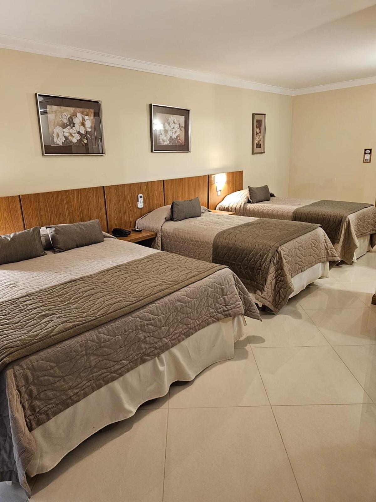 Barbur Center Hotel Ponta Grossa  Buitenkant foto