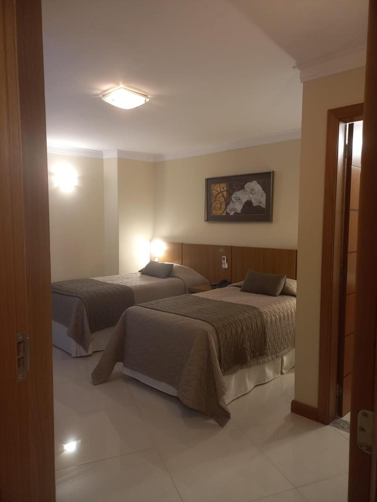 Barbur Center Hotel Ponta Grossa  Buitenkant foto