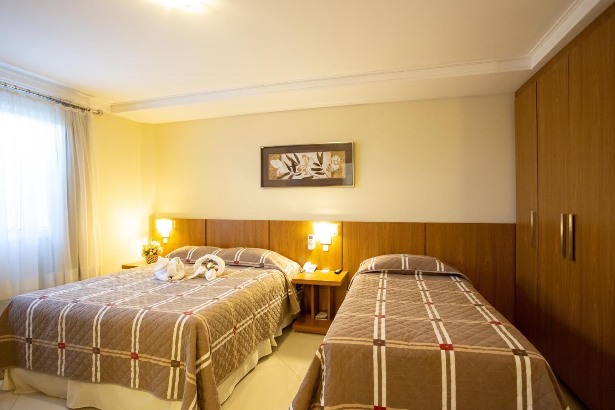 Barbur Center Hotel Ponta Grossa  Buitenkant foto