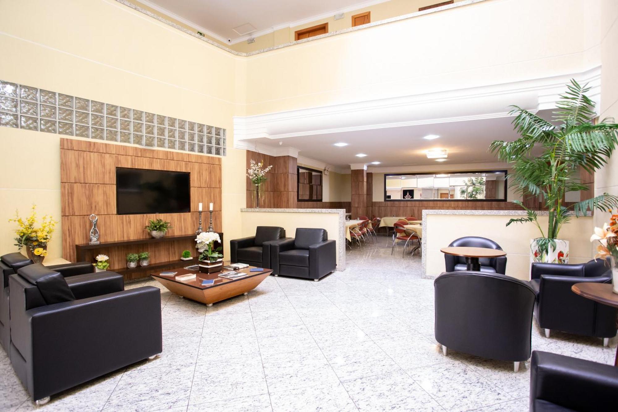 Barbur Center Hotel Ponta Grossa  Buitenkant foto
