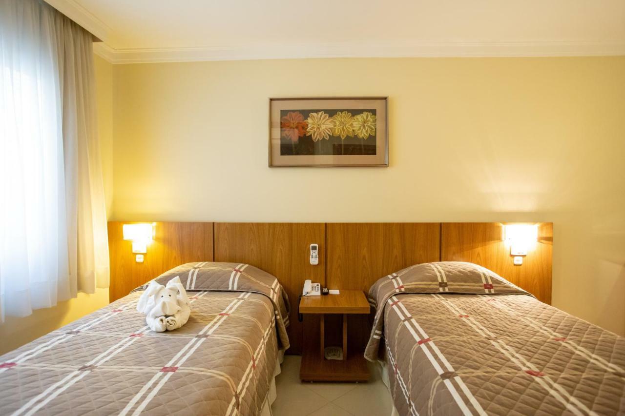 Barbur Center Hotel Ponta Grossa  Buitenkant foto